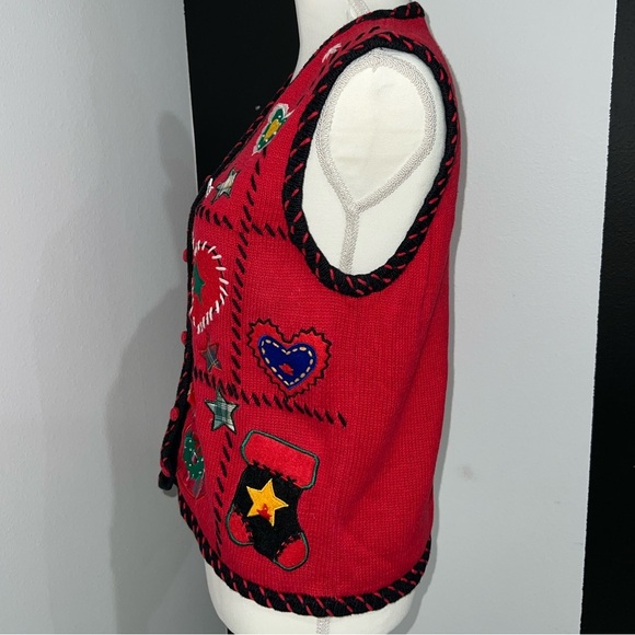 Designer’s original studio. Christmas Sweater - Picture 6 of 7